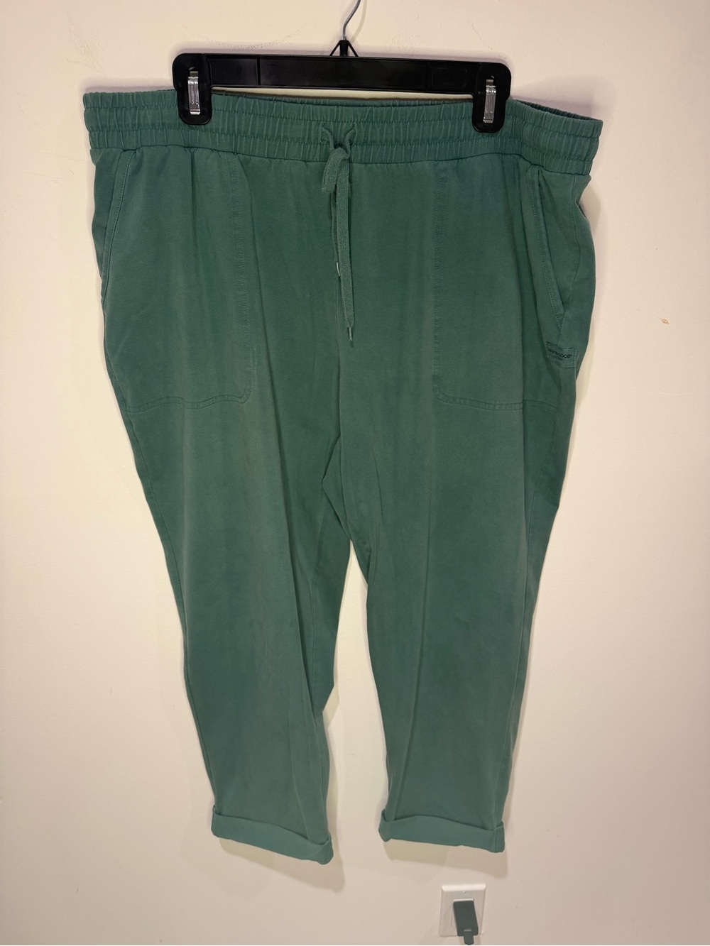Life Is Good Women’s Crusher Flex Green Drawstring Joggers